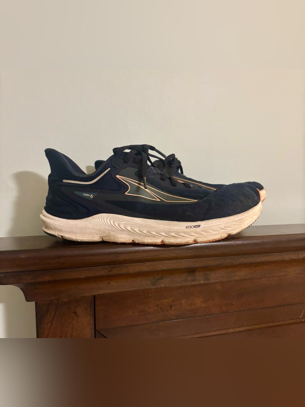 Altra Torin 6 women’s Navy Running Shoe